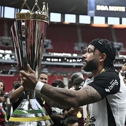 Memphis admite problemas no Corinthians e elogia a torcida Fiel