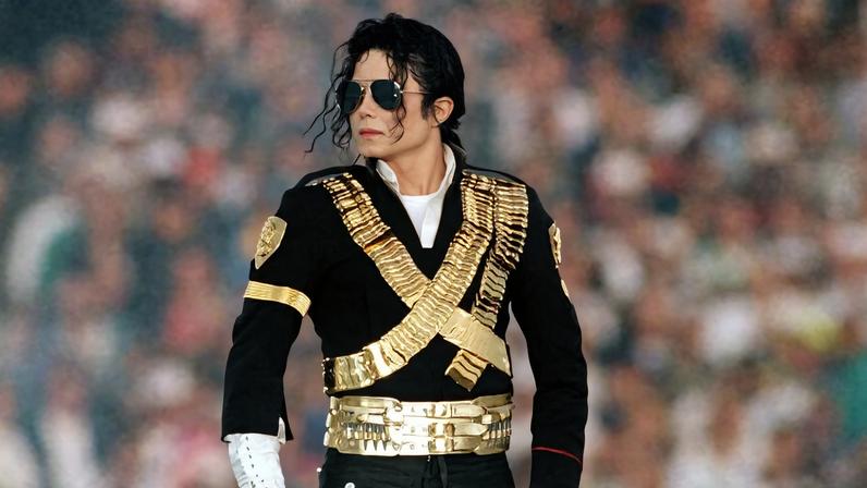 Michael Jackson no show do intervalo do Super Bowl XXVII (Foto: Reprodução)