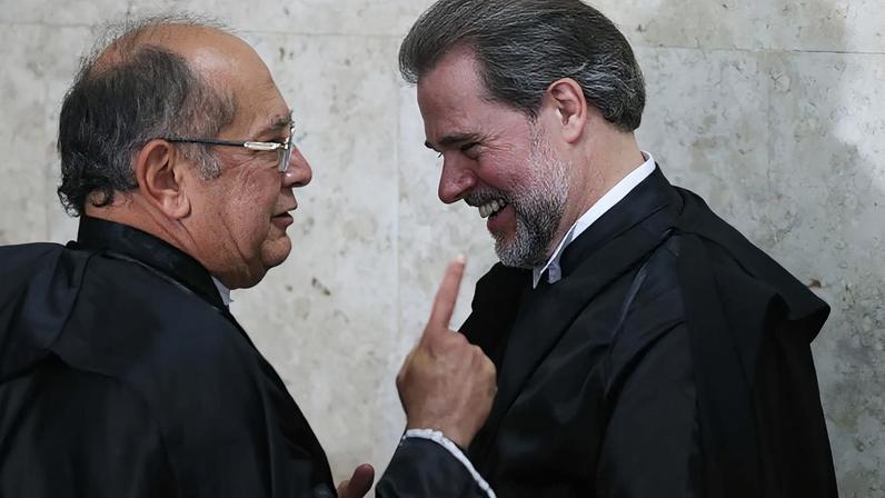 Ministros Gilmar Mendes e Dias Toffoli