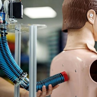 Plano neural para inteligência humana em robôs macios