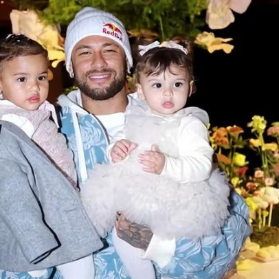 Neymar mostra filhas Mavie, Helena e Mel se divertindo juntos