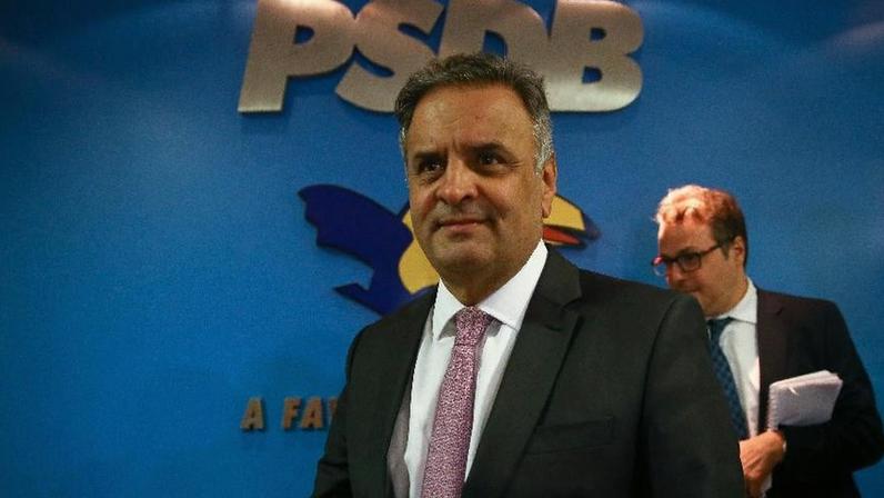 O deputado federal Aécio Neves (PSDB-MG) participa das conversas para fusão