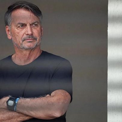 Laudo da PF aponta que Bolsonaro pode manter QG eleitoral na cadeia