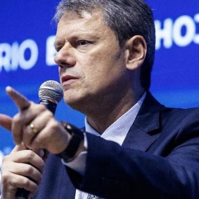Tarcísio diz ter discutido com STF a domiciliar Bolsonaro