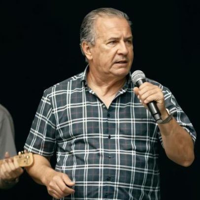 Evento evangélico tem oração de Deltan e crítica de Malafaia aos comunistas