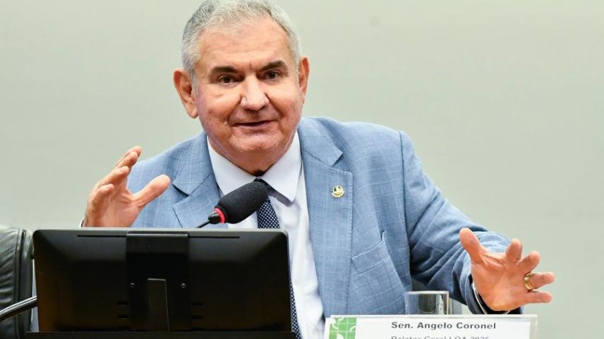 O senador Angelo Coronel (sem partido-BA)