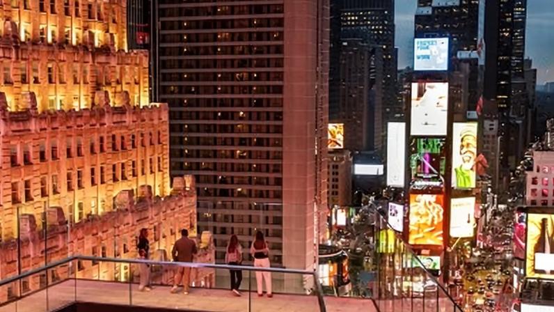 Novo mirante do edifício One Times Square, em Nova York
