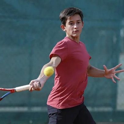Pedro Queiroz é finalista no México; juvenis disputam títulos de duplas