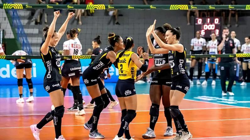 Praia Clube garantiu a classificação para a semifinal da Copa Brasil (Foto: Bruno Cunha/ Praia Clube)