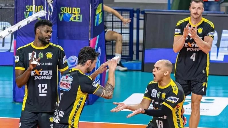 Praia Clube comemora vitória na Superliga Masculina (Foto: Reprodução/Instagram)