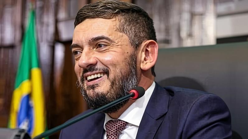 Presidente afastado da Alerj, Rodrigo Bacellar (União) chegou a ser preso durante as investigações