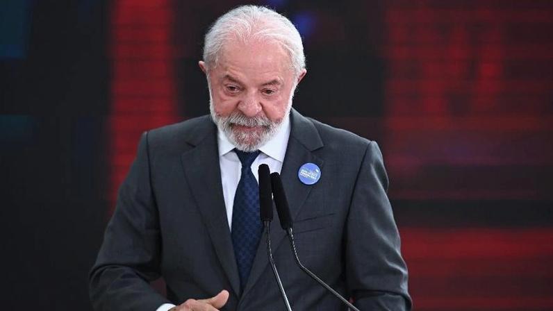 Presidente Lula discursana cerimônia de lançamento do Pacto Brasil de Enfrentamento ao Feminicídio