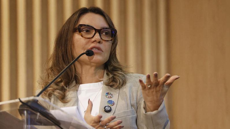 Viagem foi solicitada pelo Ministério da Ciência e Tecnologia para evento oficial, mas incluiu visita à escola de samba que homenageou Lula. (Foto: Fernando Frazão/Agência Brasil)