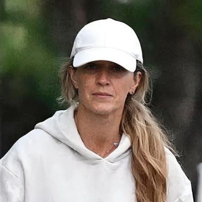 Gisele Bündchen é vista em passeio discreto com o filho caçula em Miami