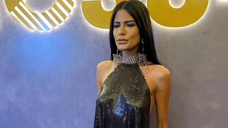 Anttónia curte Carnaval na Sapucaí — Foto: Quem