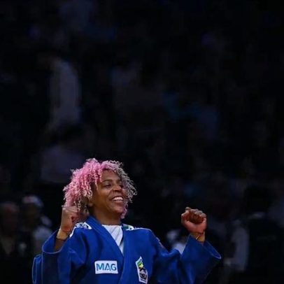 Rafaela Silva celebra sonho realizado em Paris e mira top-10 no ranking