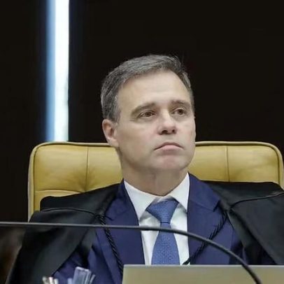 Mendonça recebe atualização da PF sobre investigações do Banco Master