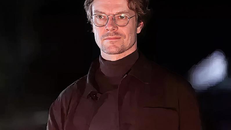 Alfie Allen - O Instituto