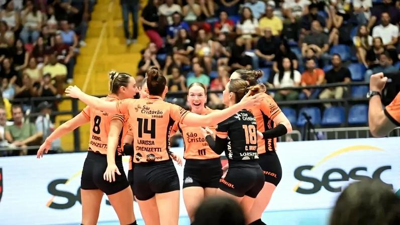 Osasco venceu o Sesc RJ Flamengo nas semifnais da Copa Brasil de vôlei (Foto: Divulgação/ CBV)