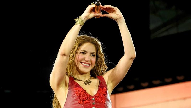 Shakira performs onstage during Shakira: Las Mujeres Ya No Lloran World Tour in Miami
