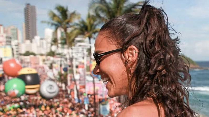 Bruna Marquezine no Carnaval 2026 em Salvador — Foto: Vitor Santos | AgNews