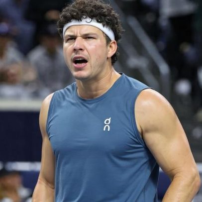 Shelton vence final em Dallas após salvar 3 match-points de Fritz