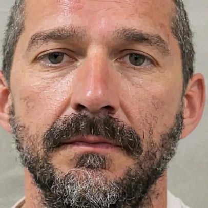 Foto de ficha de Shia LaBeouf é divulgada após prisão em Nova Orleans