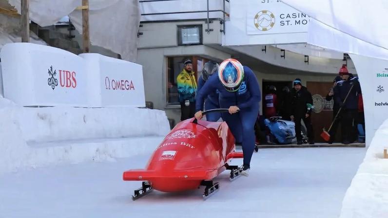 Simona de Silvestro vai participar dos Jogos Olimpicos de Inverno, na categoria bobsled (Foto: Reprodução X)