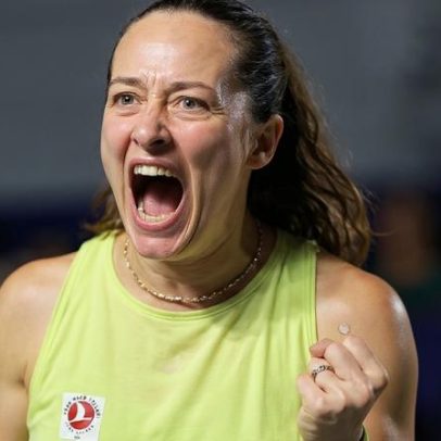 Sonmez estreia com pneu e reedita final de 2024 em Mérida