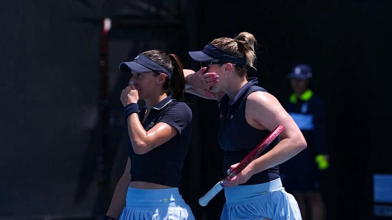 Luisa Stefani e Gabriela Dabrowski (Foto: Slyce Apparel)