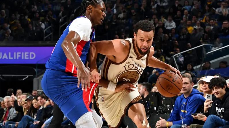 Stephen Curry em ação pelo Golden State Warriors contra Detroit Pistons na NBA (Foto: Noah Graham/NBAE via Getty Images/AFP)