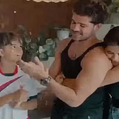 João Guilherme ganha festa íntima da mãe para comemorar 24 anos