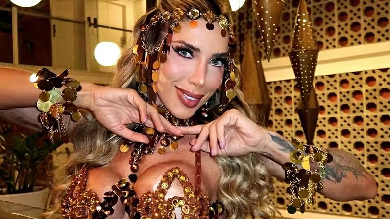 Tati Minerato, veterana da passarela, orienta novatas do Carnaval 2026