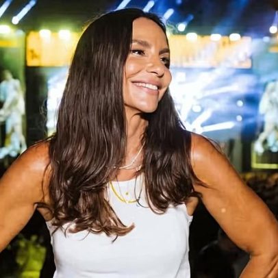 Ivete Sangalo é levada a hospital em Salvador após indisposição