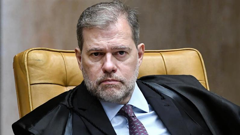 Toffoli deixa relatoria do inquérito que investiga o Banco Master. Em nota conjunta, ministros do STF defendem colega.
