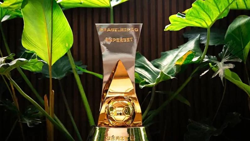 Troféu da Série B (Foto: Junior Souza/CBF)