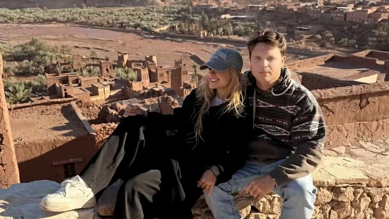 Jade Sales e Gustavo Tubarão em viagem ao Marrocos — Foto: Arquivo pessoal