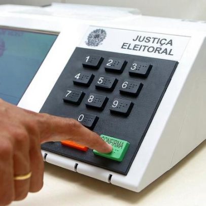 Pesquisa aponta 43% dos brasileiros desconfiam das urnas eletrônicas