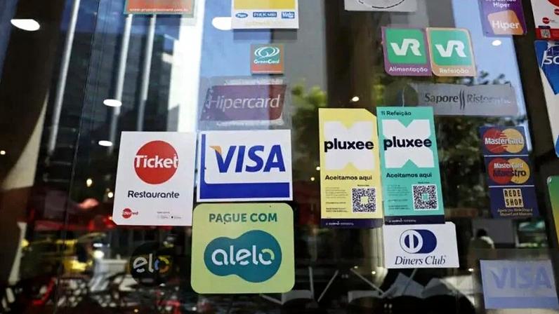 Decreto do governo federal fixou um teto de 3,6% para as taxas cobradas pelas empresas de vale-refeição e vale-alimentação de supermercados e restaurantes