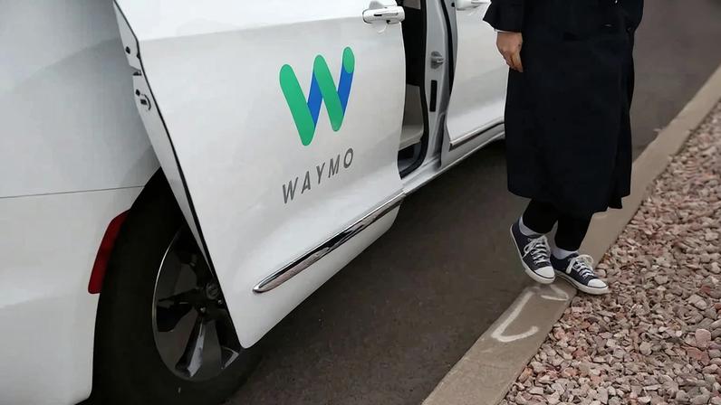 Waymo, da dona do Google, é uma referência no ramo de robotáxis nos EUA (Caitlin O’Hara/Reuters)