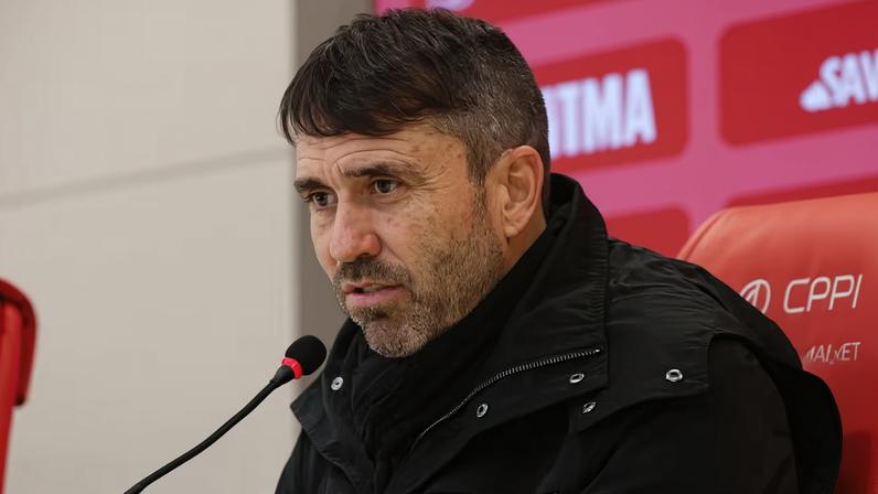 Eduardo Coudet, técnico do Inter — Foto: Tomás Hammes