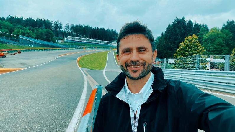 Rodrigo Azevedo, brasileiro que atua na Fórmula 1 desde 2018 — Foto: Arquivo pessoal