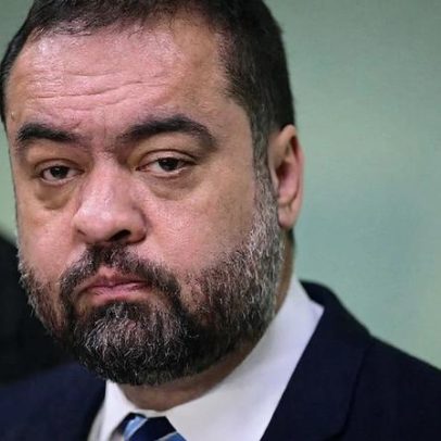 Castro exonera 11 secretários em meio a possível renúncia