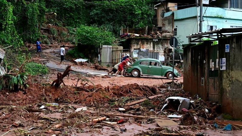 Caixa antecipa Bolsa Família e renegocia crédito a vítimas de enchente