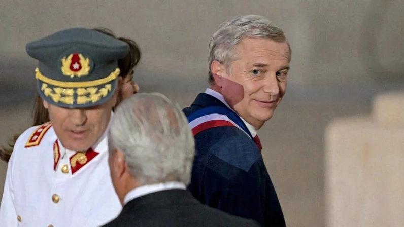 O novo presidente do Chile, José Antonio Kast, chega ao Palácio de La Moneda após tomar posse – foto: Rodrigo Arangua/AFP