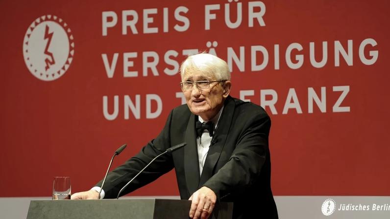 Por que Habermas morre ‘em baixa’