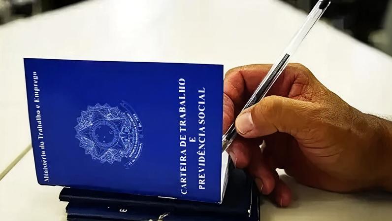 Número de trabalhadores que contribuem com a previdência supera os 60%