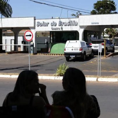 Bolsonaro tem 24h para explicar fala de Eduardo sobre acesso a vídeo