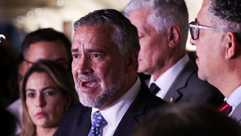Brasília- DF – 27/-3/2026 –Deputado, Paulo Pimenta, Durante coletiva a imprensa para falar sobre relatório paralelo dos governistas. Foto: Lula Marques/ Agência Brasil.