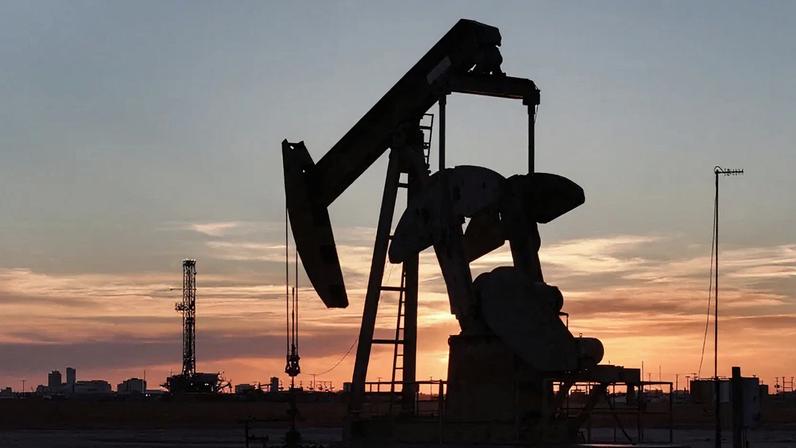 Petróleo vai a US$ 110 com incerteza sobre conflito no Oriente Médio